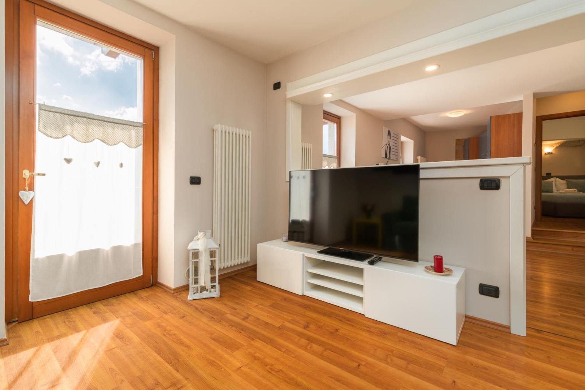 דירות מצולאגו Casa Monica Ledro Family מראה חיצוני תמונה